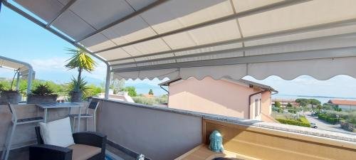 terrazzo_con_vista_lago_
