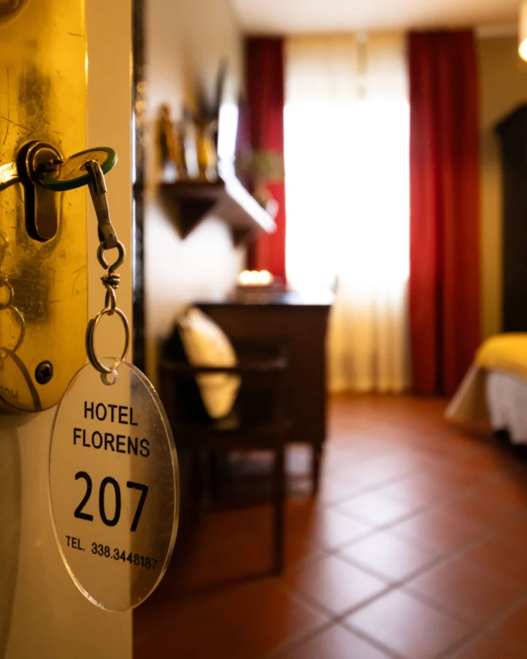 Instagram post from florencegarda. This post is in position 0.