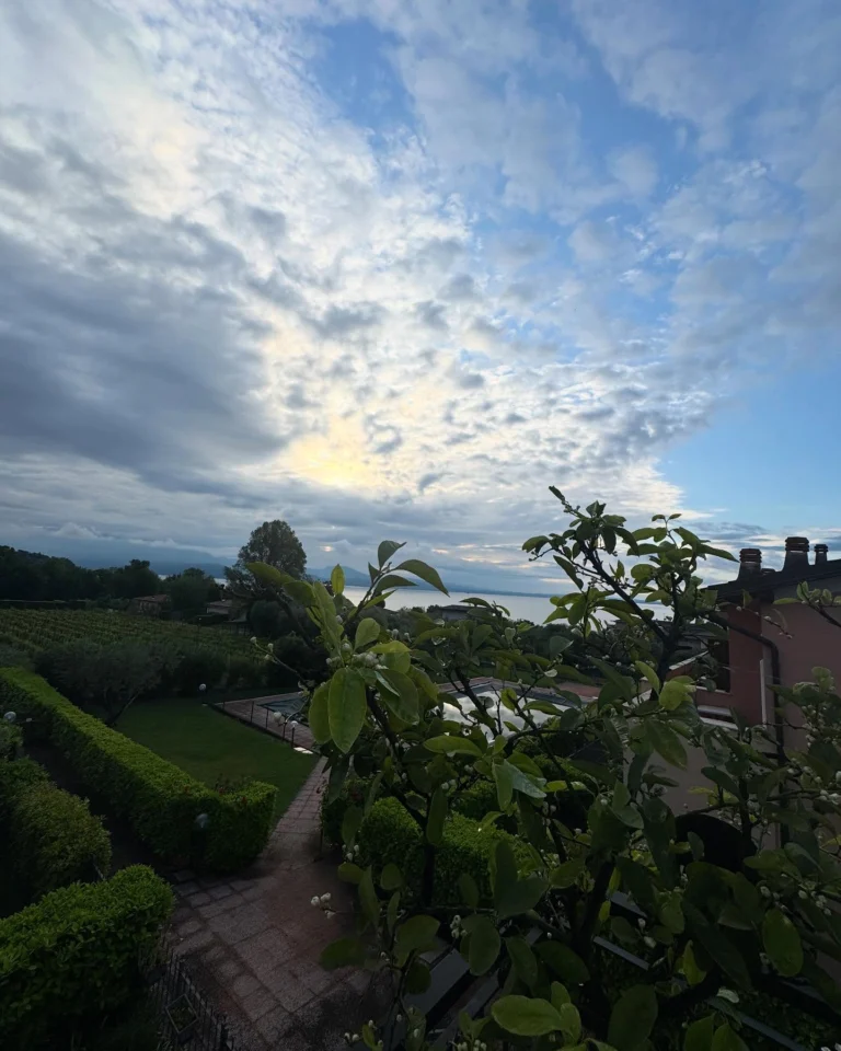 Instagram post from florencegarda. This post is in position 4.